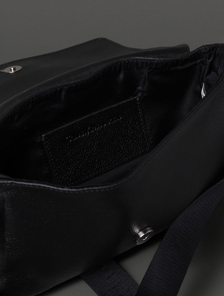 Bolsa Média Feminina Chaveiro Calvin Klein Jeans - Preto Preto 3