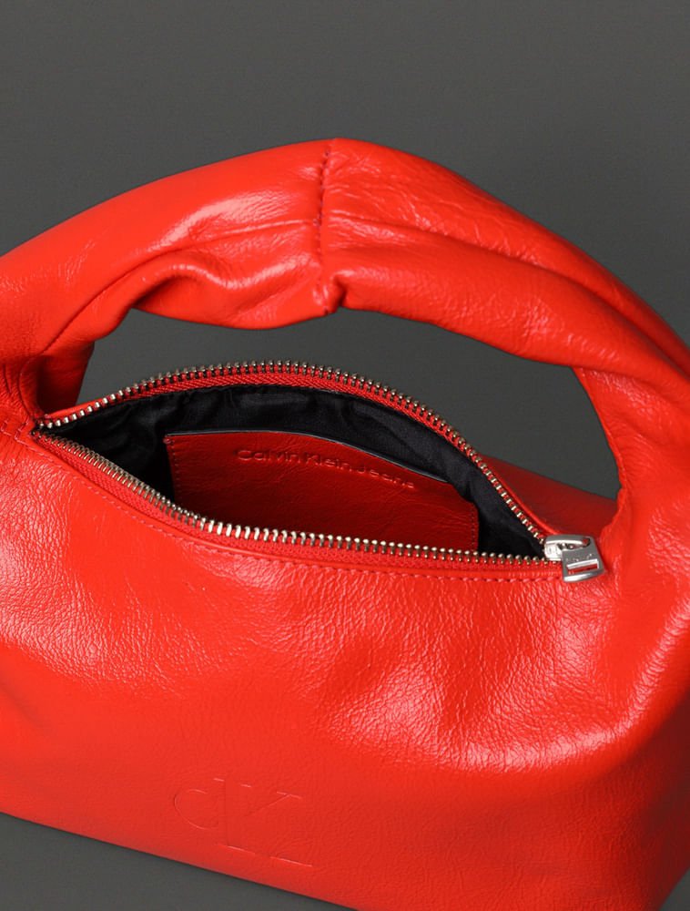 Bolsa Pequena Feminina Fluffy Calvin Klein Jeans - Vermelho Vermelho 2