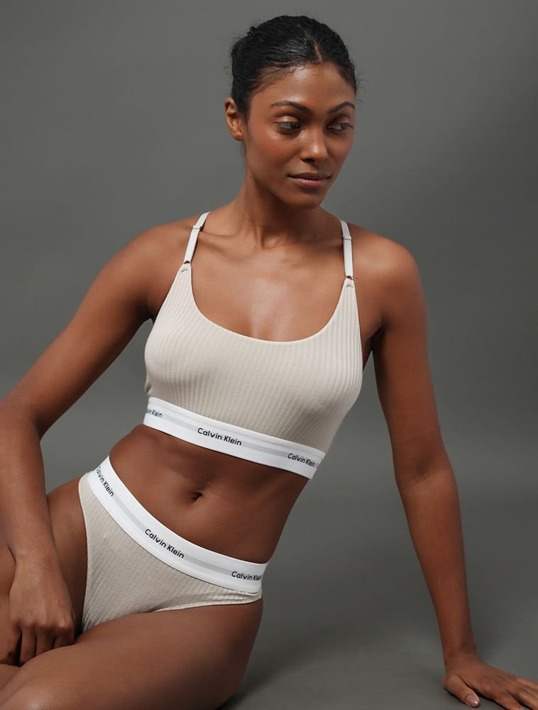Calcinha Tanga Modal Ribana Modern Calvin Klein Underwear - Areia Bege 5