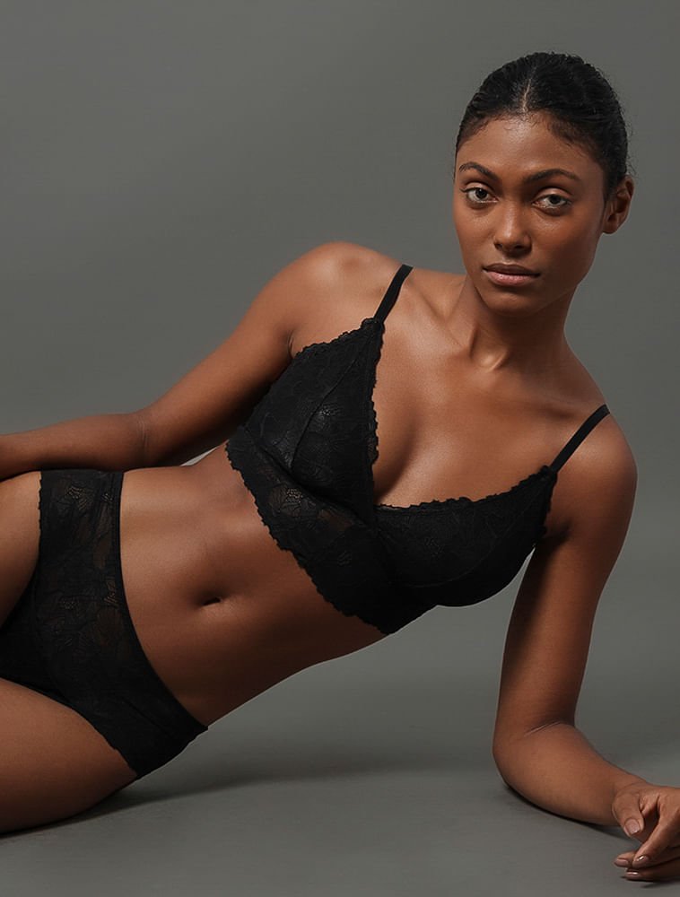 Calcinha Fio Dental Bridal Lace Calvin Klein Underwear - Preto Preto 2