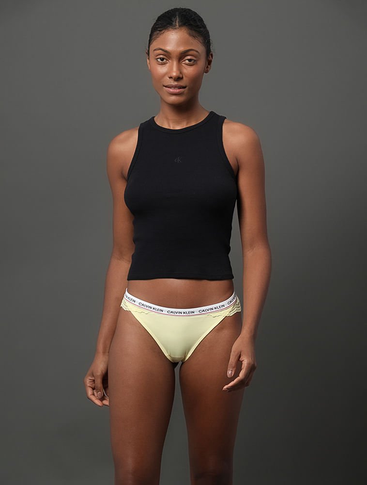 Kit 3 Calcinhas Fio Dental em Renda Calvin Klein Underwear - Preto/Branco/Amarelo