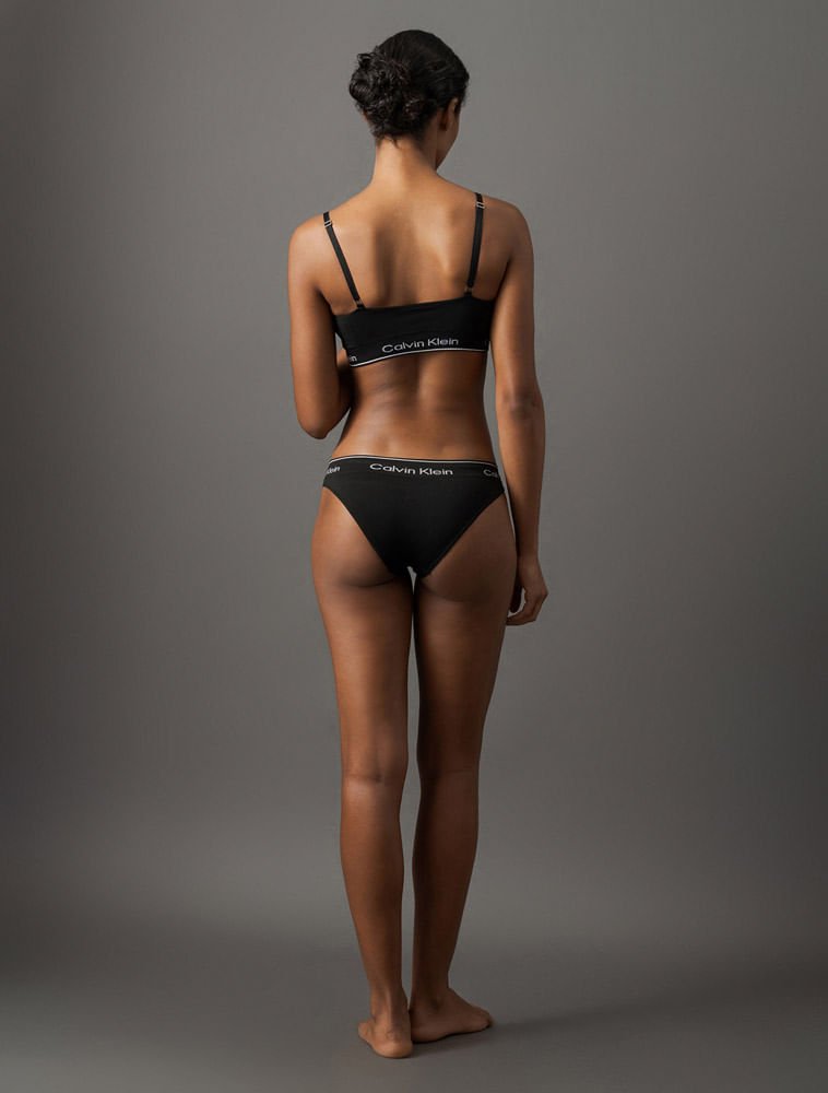 Calcinha Tanga Modern Cotton Seamless Calvin Klein Underwear - Preto Preto 2
