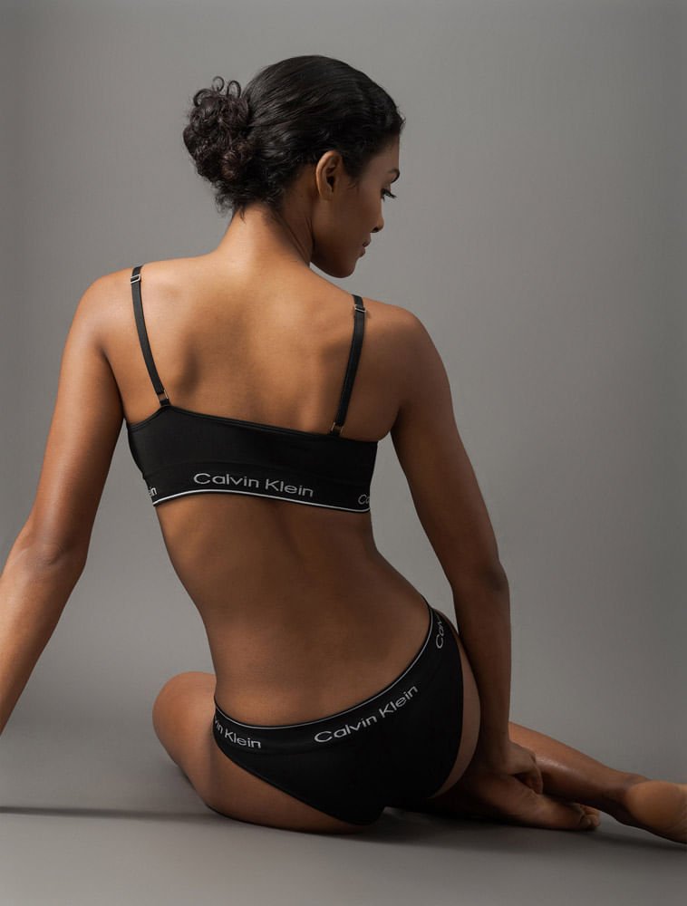 Calcinha Tanga Modern Cotton Seamless Calvin Klein Underwear - Preto Preto 5