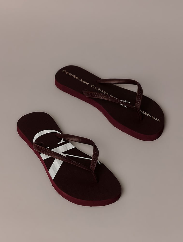 Chinelo Calvin Klein Jeans Feminino Logo Corrido Ck - Bordo Bordô 2