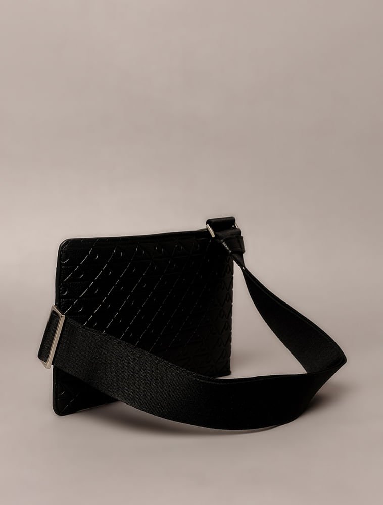 Bolsa Transversal Calvin Klein Relevo Mini - Preto Preto 2