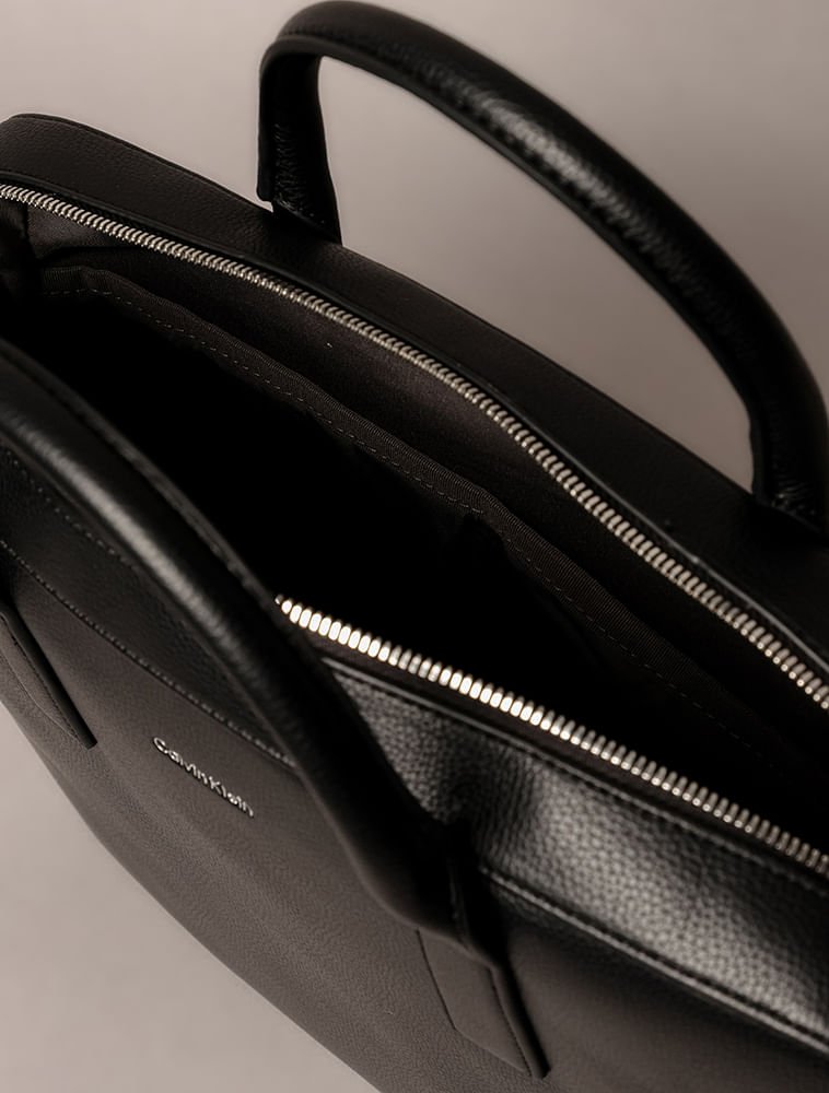 Pasta Calvin Klein Para Laptop em Pu c Alça Transv - Preto Preto 3