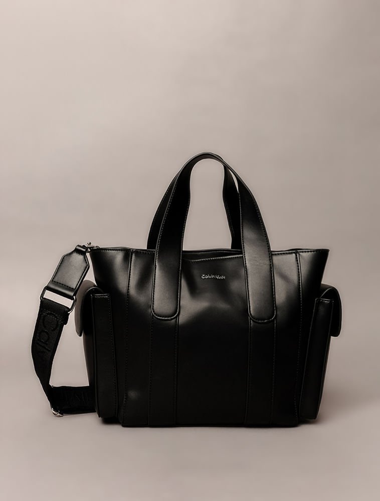 Bolsa Calvin Klein Feminina Com Bolsos Laterais - Preto