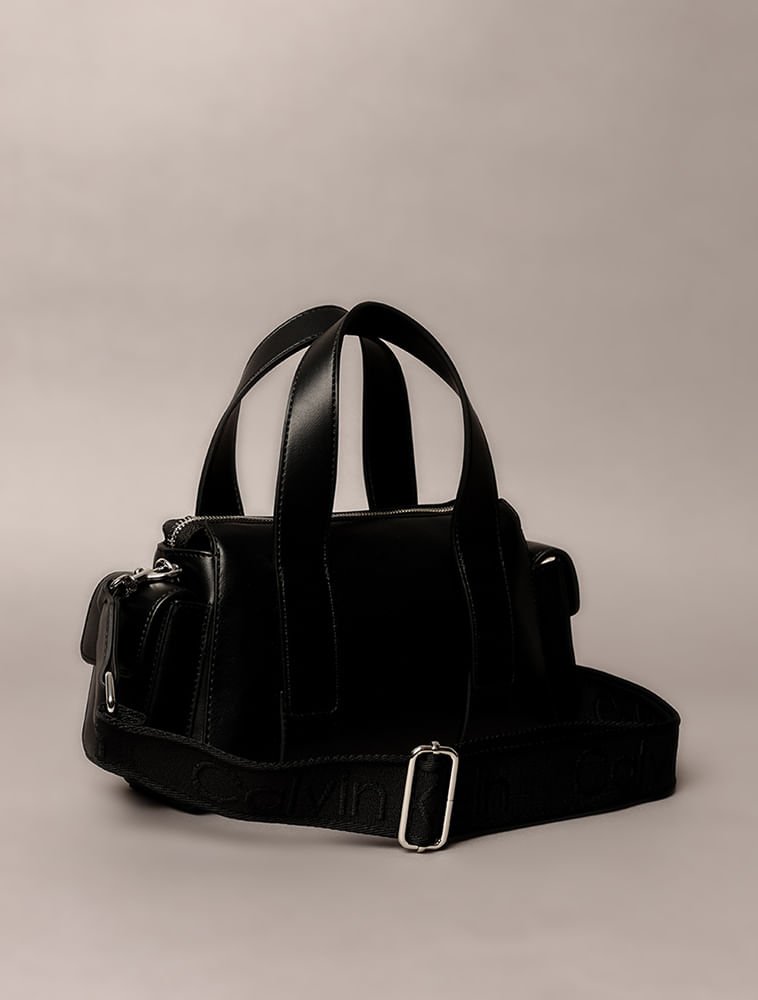 Bolsa Calvin Klein Feminina Pocket Com Bolsos Laterais - Preto Preto 2