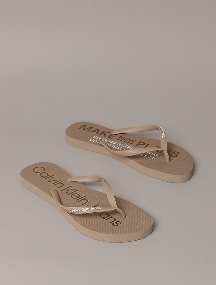 Chinelo Calvin Klein Jeans Feminino Make New Planes - Caqui Claro Bege 2