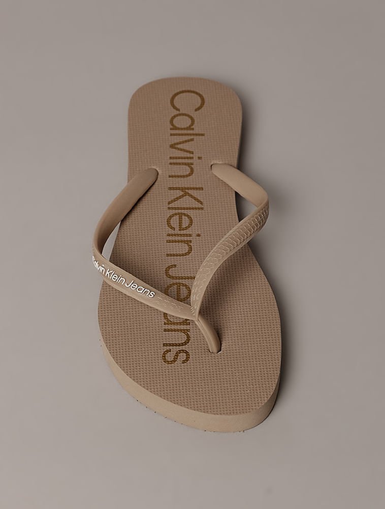 Chinelo Calvin Klein Jeans Feminino Make New Planes - Caqui Claro Bege 3