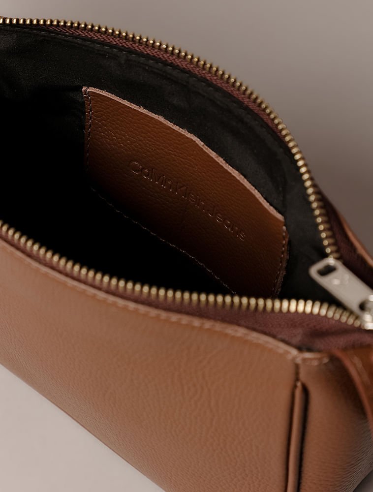 Shoulder Bag Calvin Klein Jeans Feminino Fivela Ck - Marrom Marrom 3