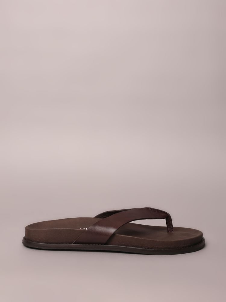 Chinelo Calvin Klein Couro - Cafe