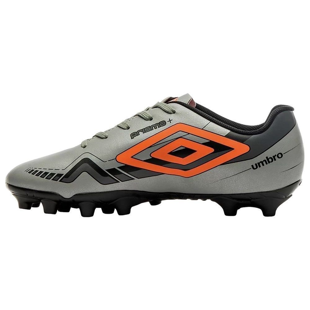 Chuteira Campo Umbro Prisma+ Prata 2