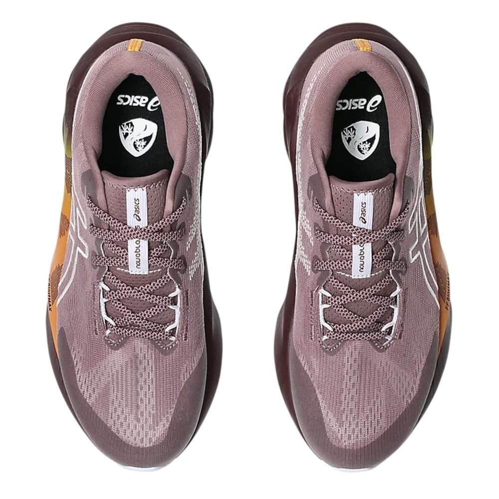 Tênis Asics Novablast 5 TR Feminino Bordô 5