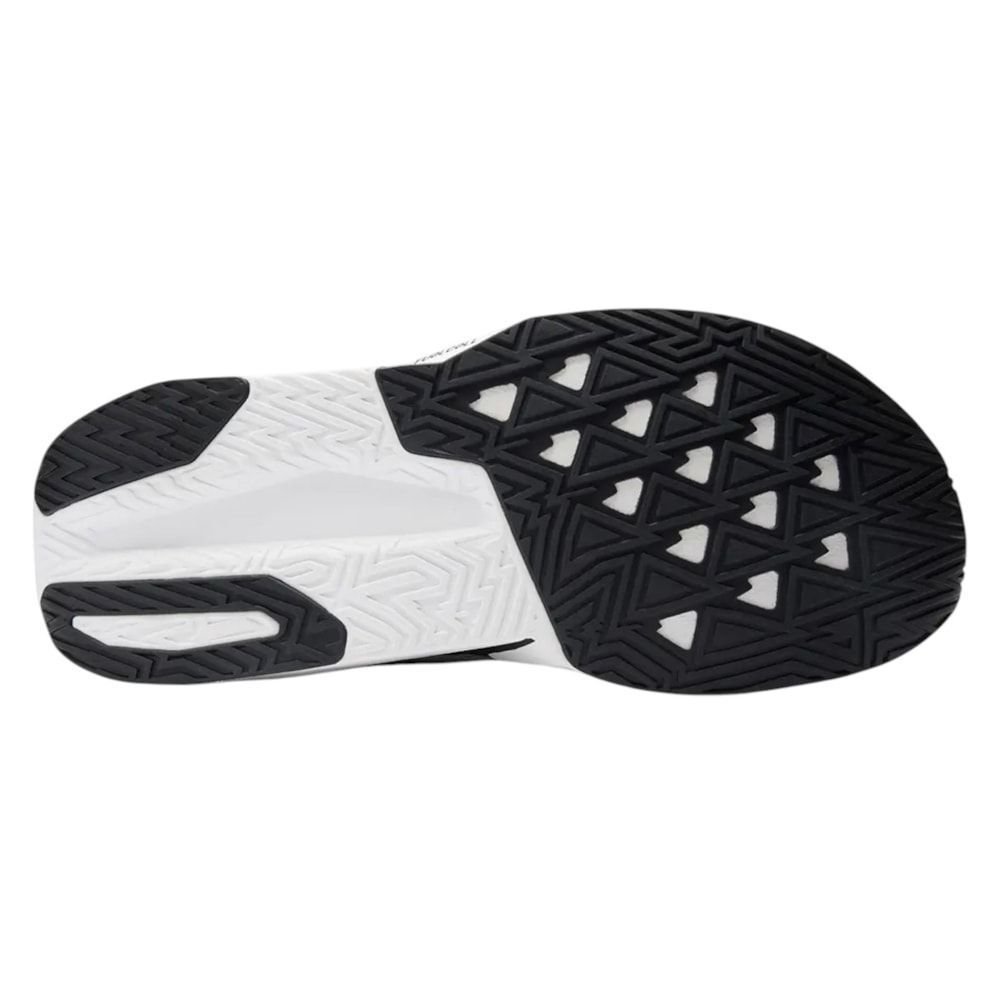 Tênis New Balance Fuelcell Rebel V5 Feminino Preto/Branco 5