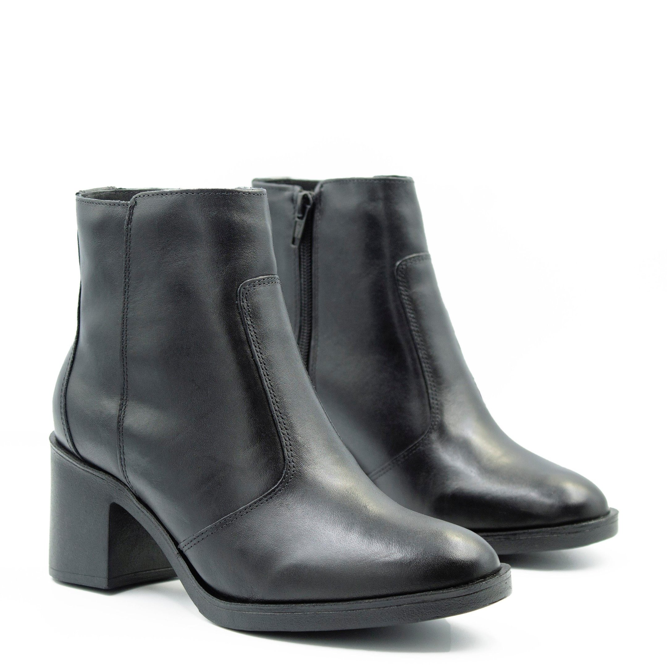 Bota Salto Bloco Couro Lourença Preta Preto 3