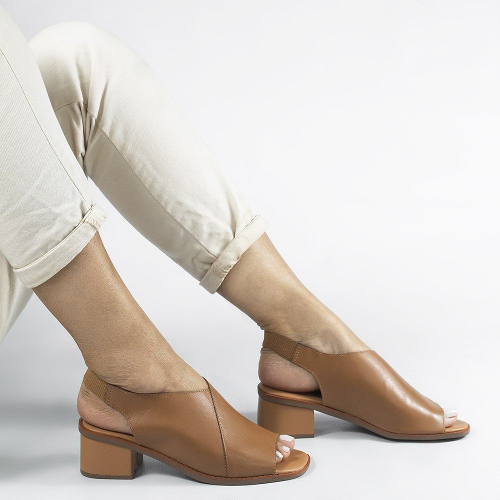 Sandália Salto Bloco Elástico Francine Caramelo Marrom 3