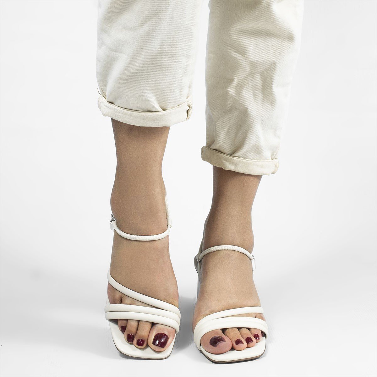 Sandália Salto Sextavado Bloco Margarida Off White Branco 3