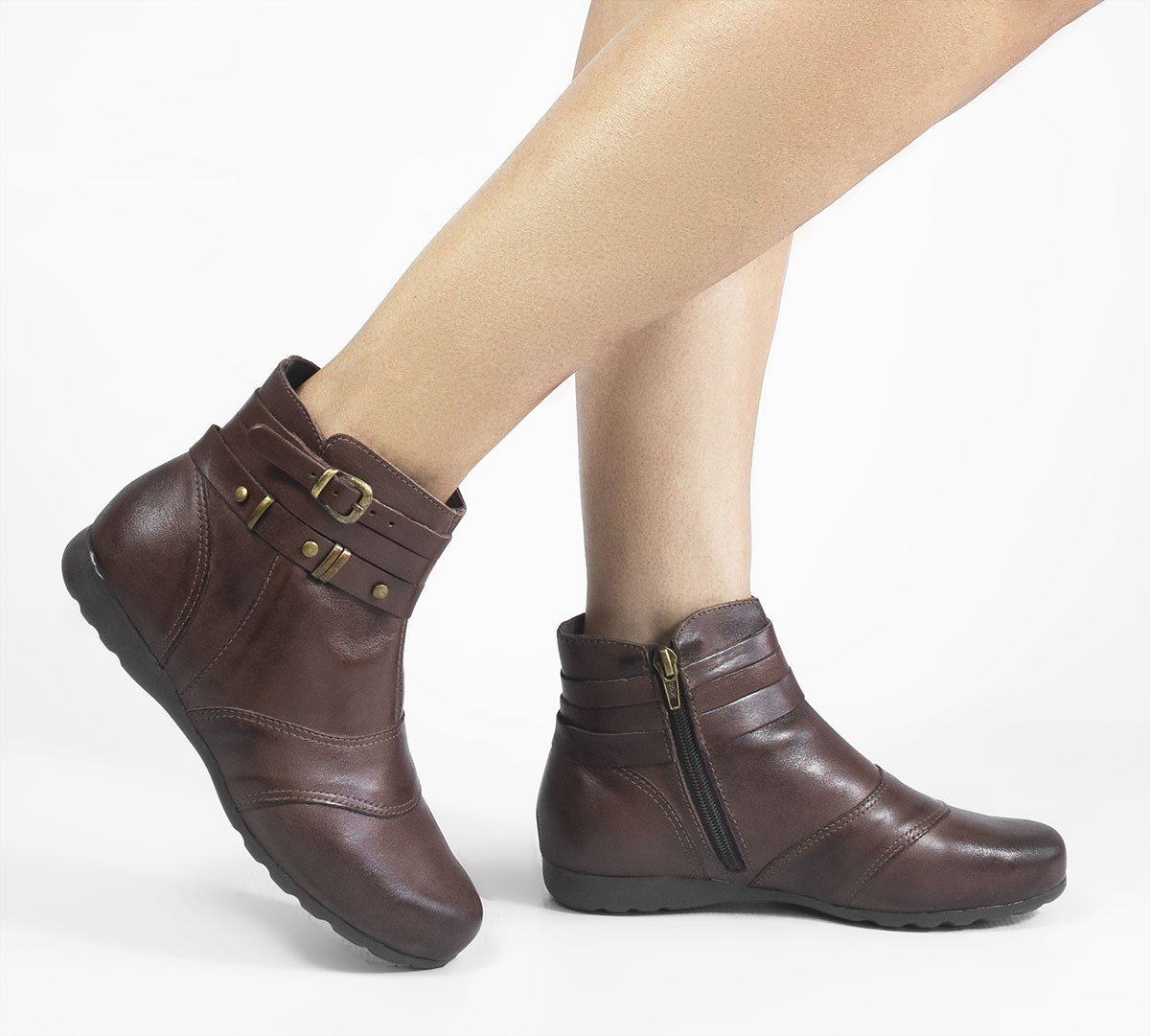 Bota Couro Flat Fivela Rafa Marrom