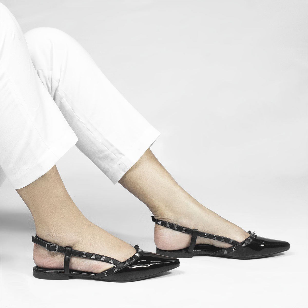 Sapatilha Zatta Slingback Spikes Mirela Verniz Preta Preto 2