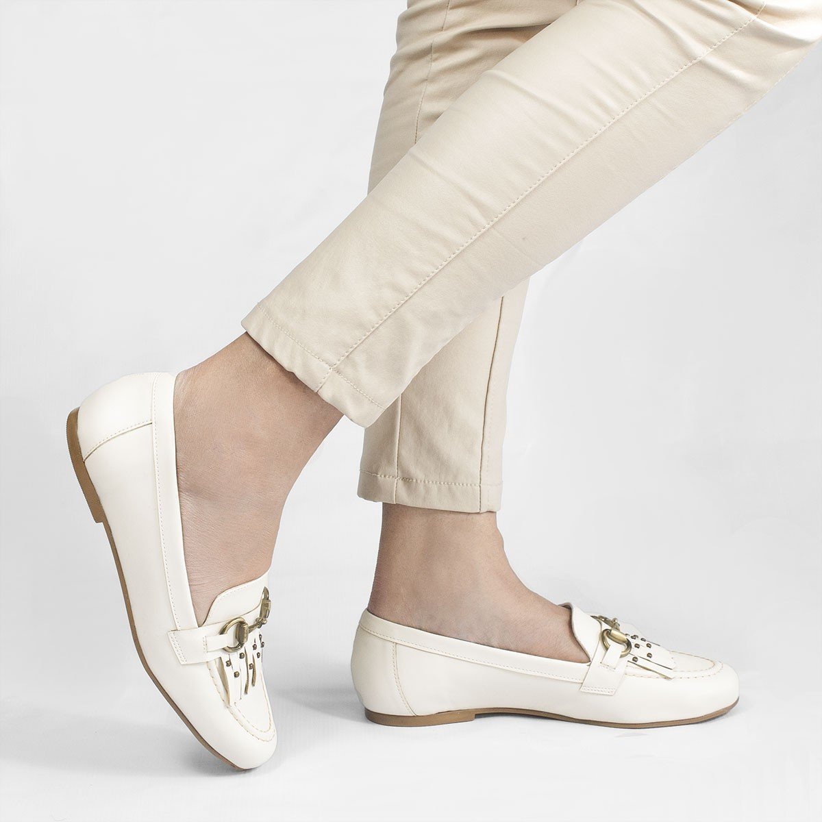 Mocassim Zatta Detalhe de Franja Nair Off White Branco 1