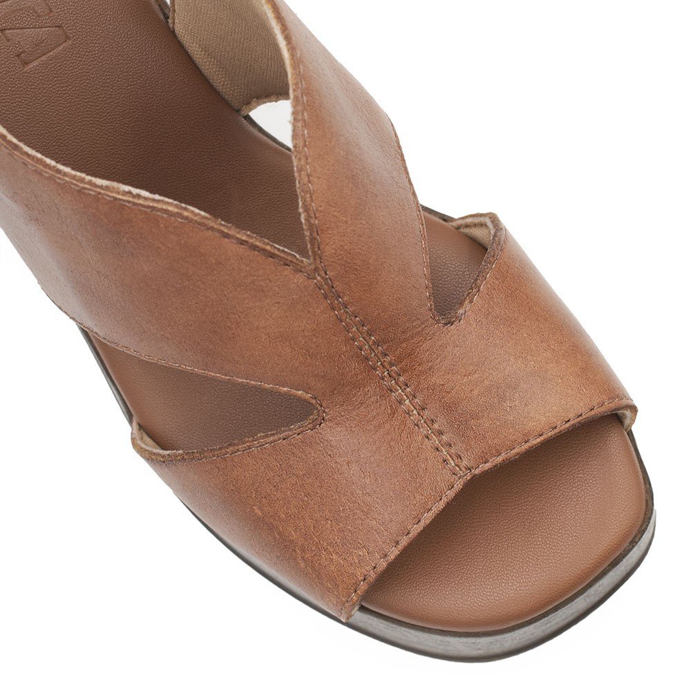 Sandália Anabela Couro Pâmela Caramelo Marrom 2