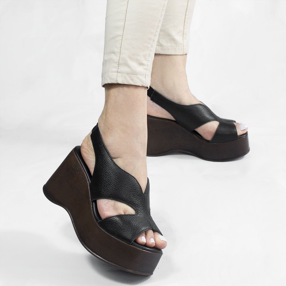 Sandália Anabela Couro Pâmela Preta Preto 5