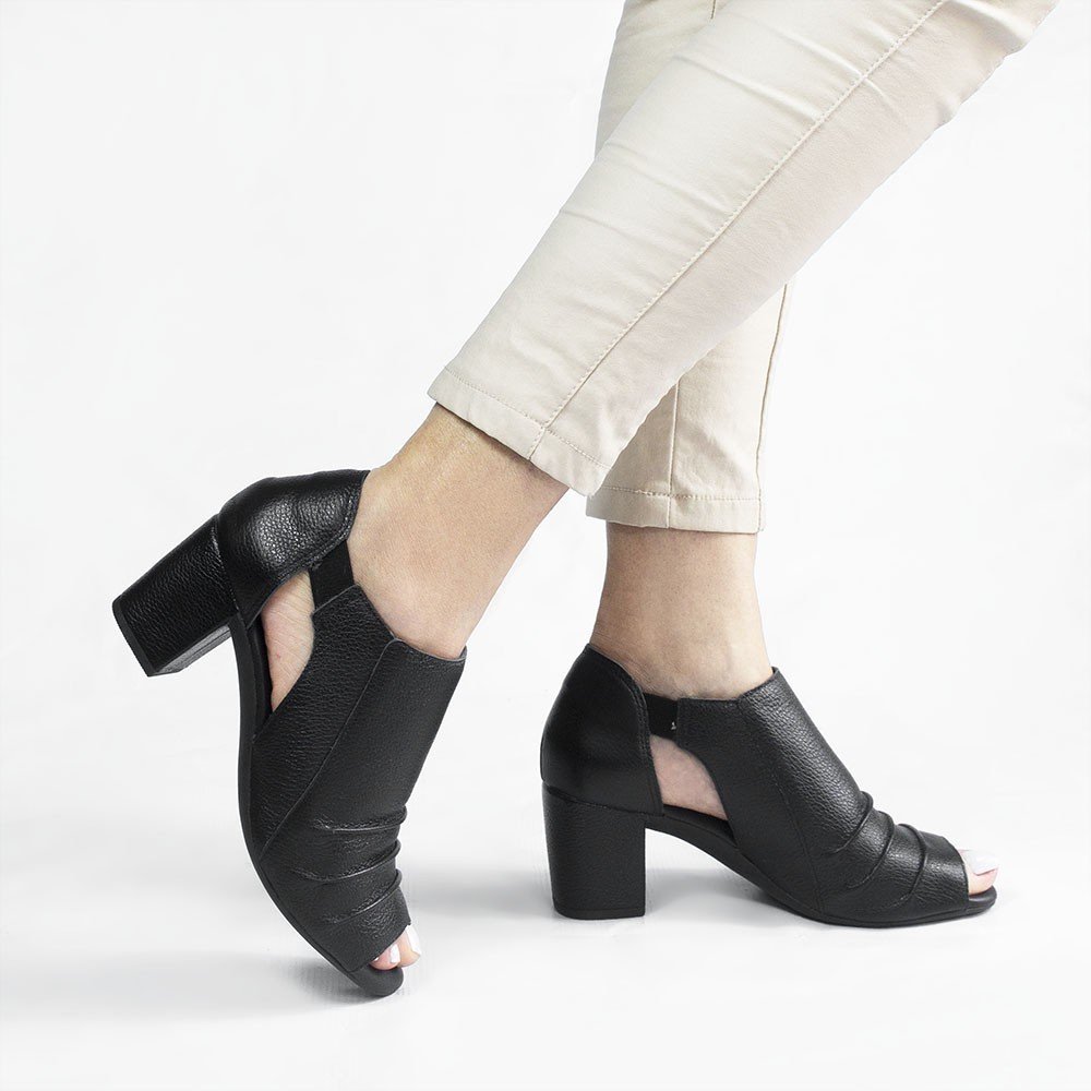 PeepBoot Salto Bloco Couro Pietra Preta