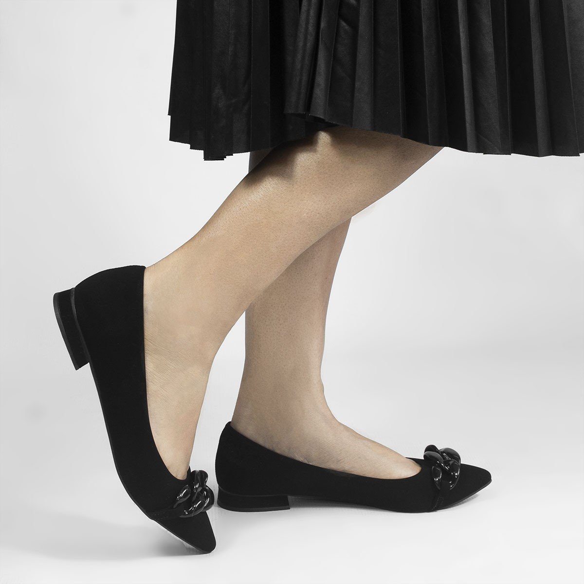 Sapatilha Corrente Ticiane Nobuck Preta