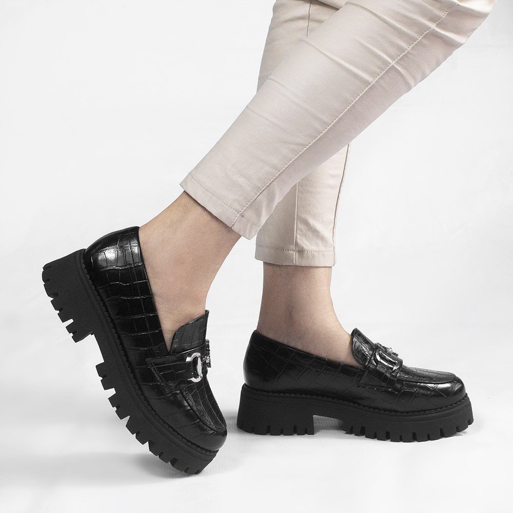 Mocassim Tratorado Sola Alta Amelia Preto Croco