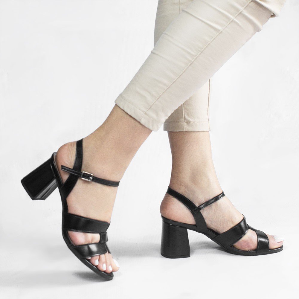 Sandália H Zatta Salto Bloco Aya Preto Preto 4