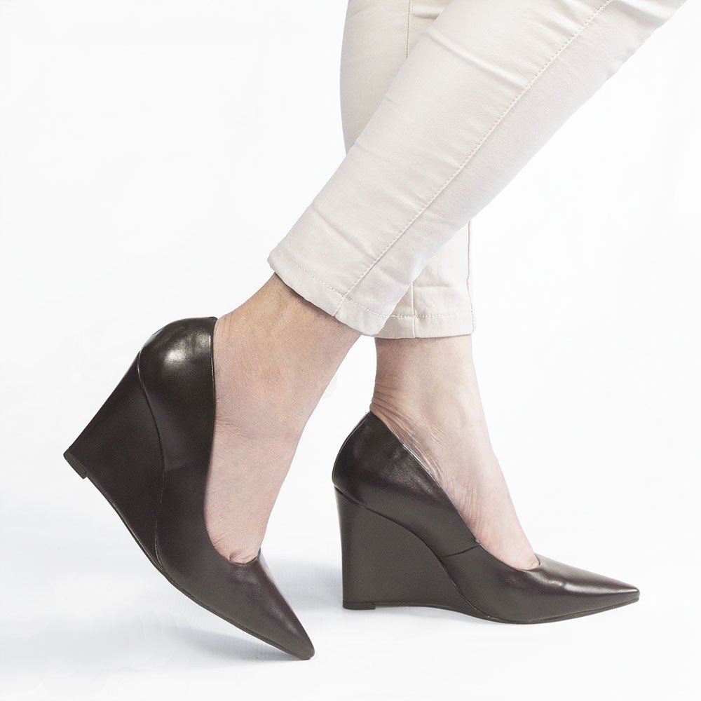 Scarpin Zatta Anabela Bico Fino  Antonia Marrom