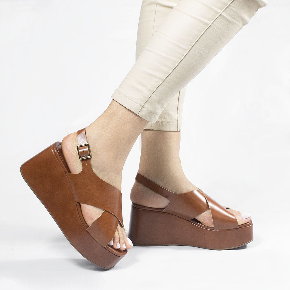 Sandália Anabela Ilana Caramelo