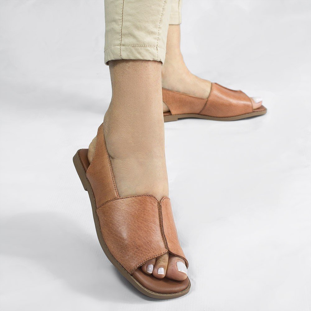 Sandália Rasteira Bx Couro Fechada Francisca Caramelo Marrom 3