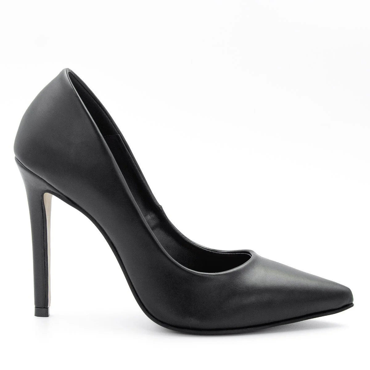 Scarpin Zatta Bico Fino Salto Suzy Preto 2
