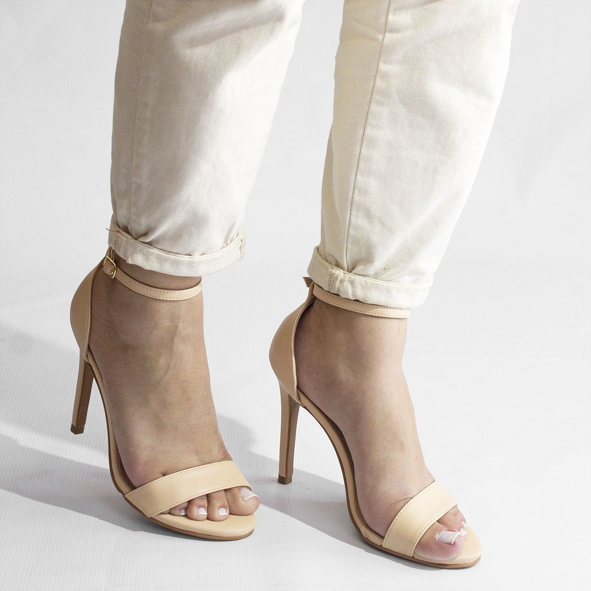 Sandália Zatta Salto Fino Maya Creme