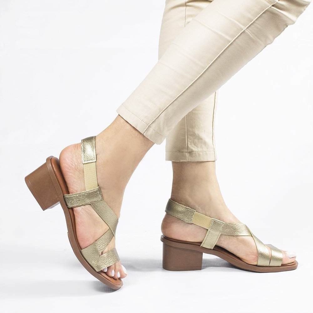 Sandália Zatta Cruzada Couro Eloah Dourado