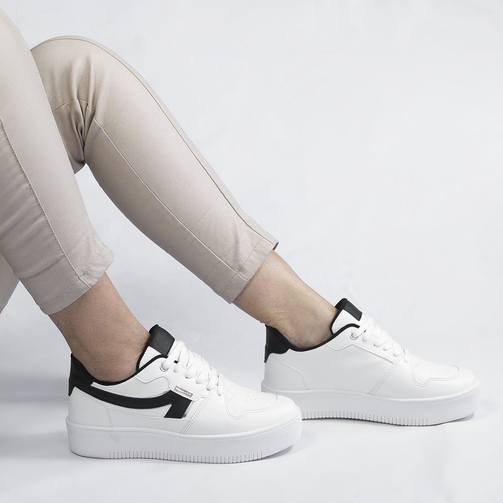 Tênis Zatta Casual Flatform Detalhe Lateral Cléia Branco e Preto Branco/Preto 7