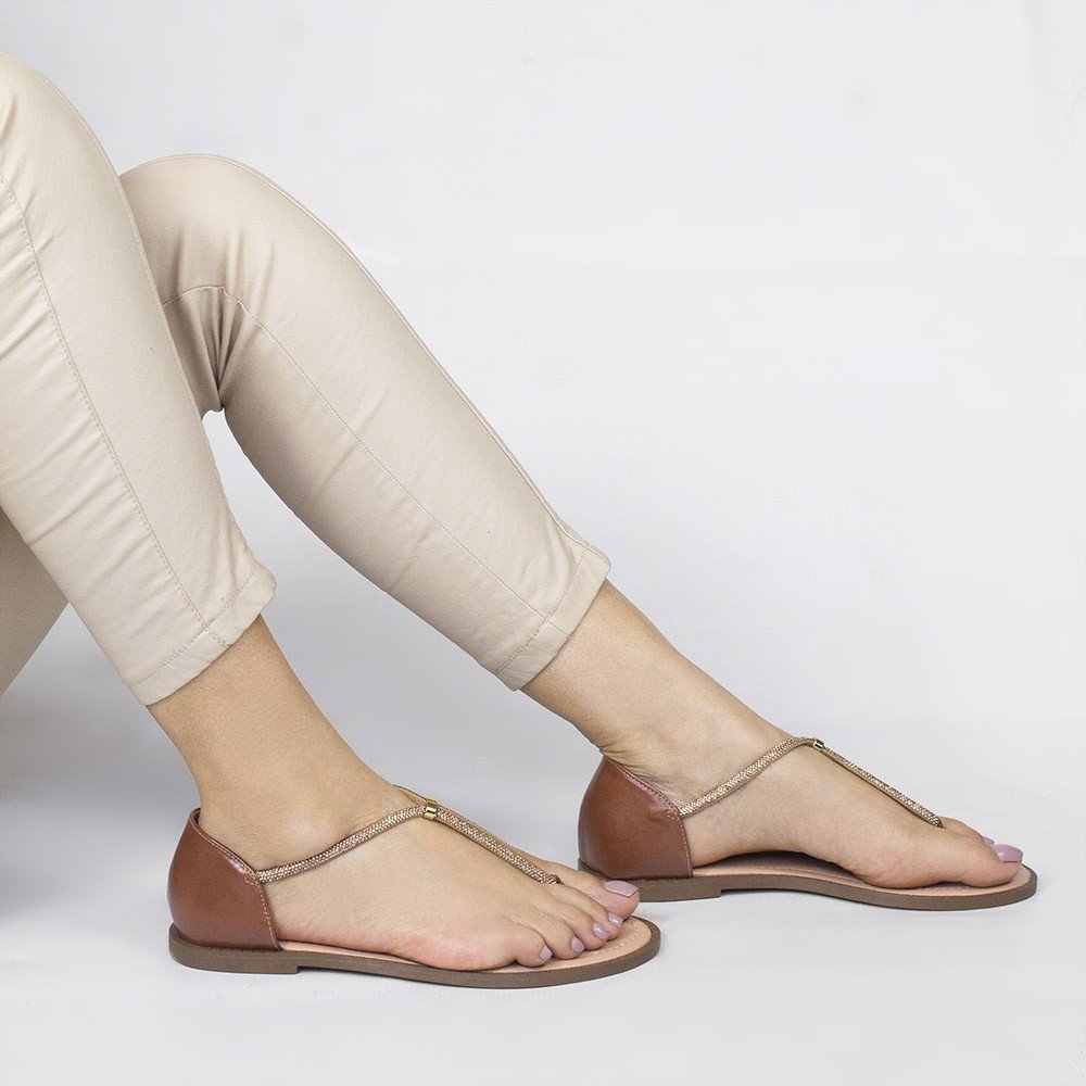 Sandália Rasteira Zatta Brilho Fechada Lady Caramelo Marrom 2