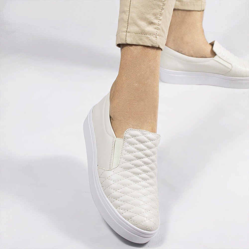 Tênis Slip-on  Zatta  Matelassê  Paula Off White Branco 8