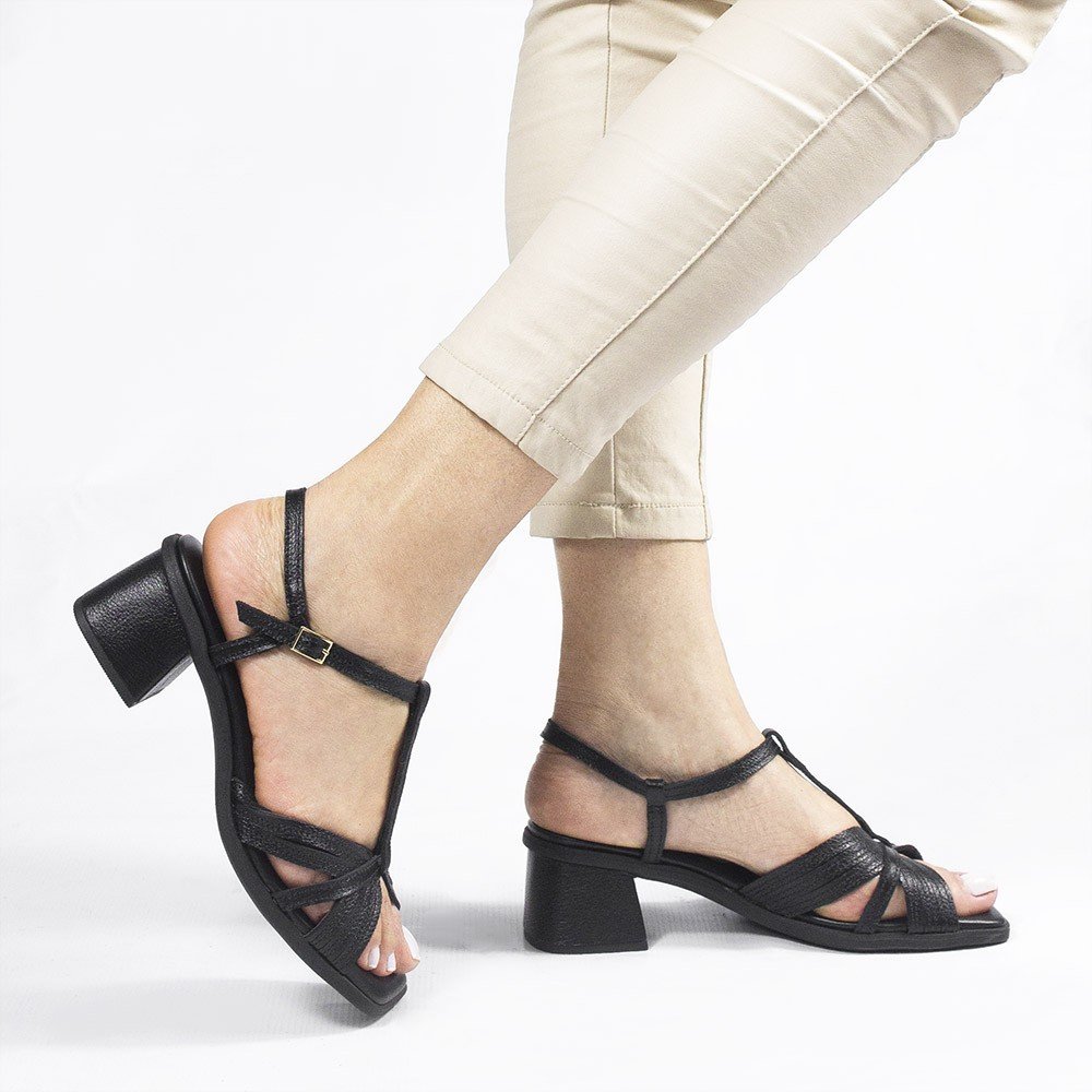 Sandália Zatta Couro Salto Bloco Édna Preto 2