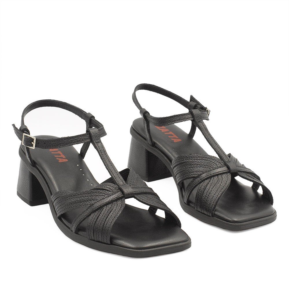 Sandália Zatta Couro Salto Bloco Édna Preto 4