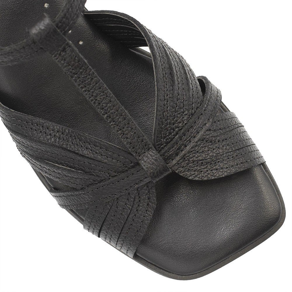 Sandália Zatta Couro Salto Bloco Édna Preto 7