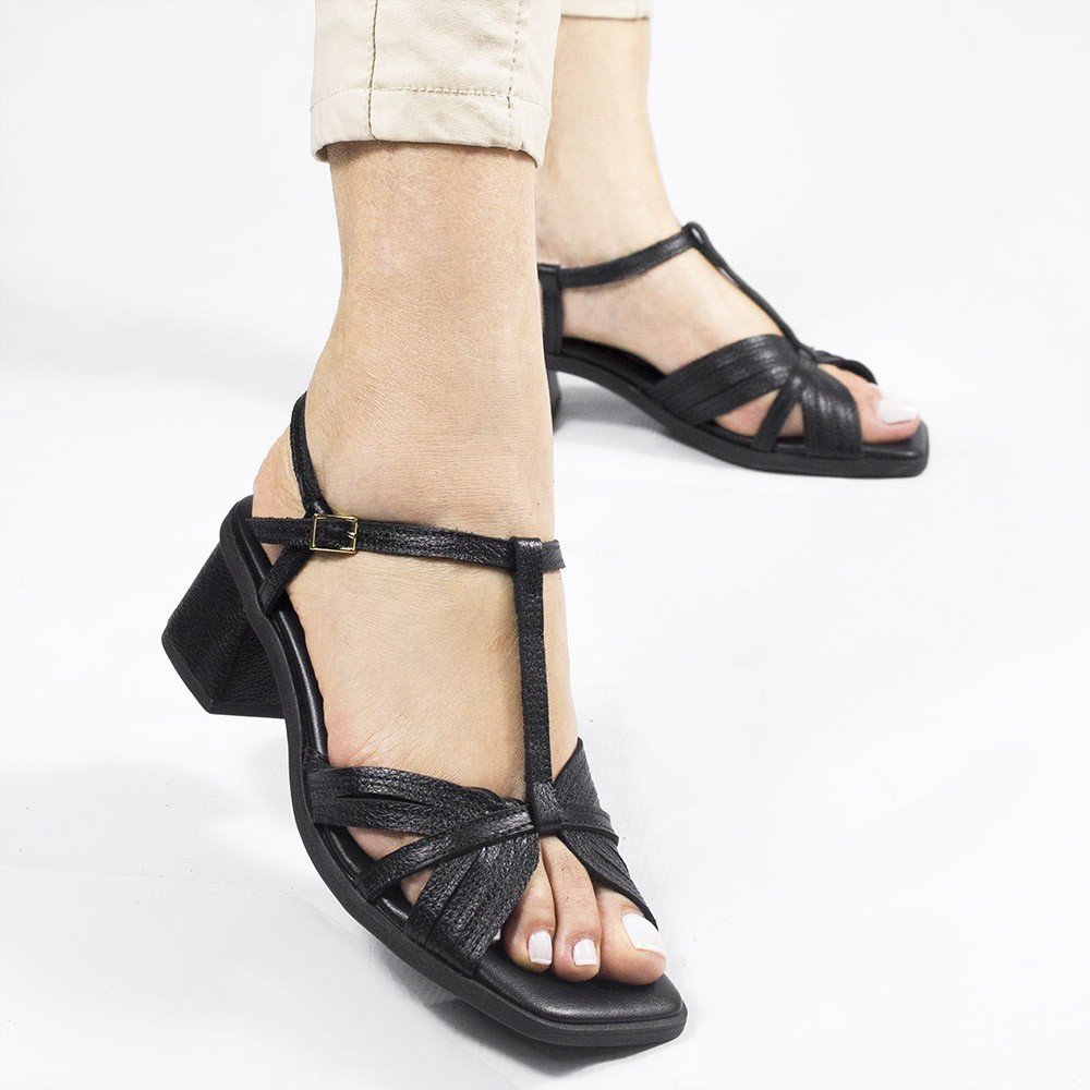 Sandália Zatta Couro Salto Bloco Édna Preto 8