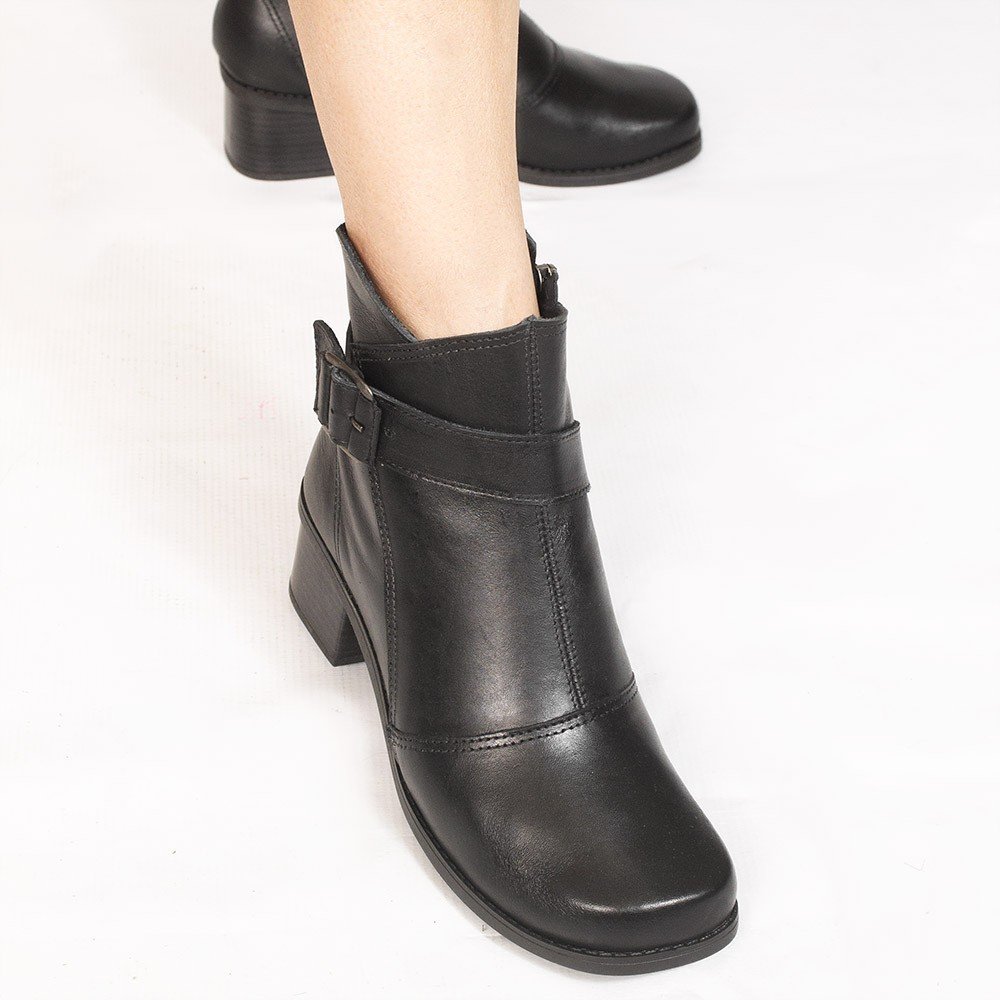 Bota Zatta Coturno Couro Fivela Margarete Preta Preto 4