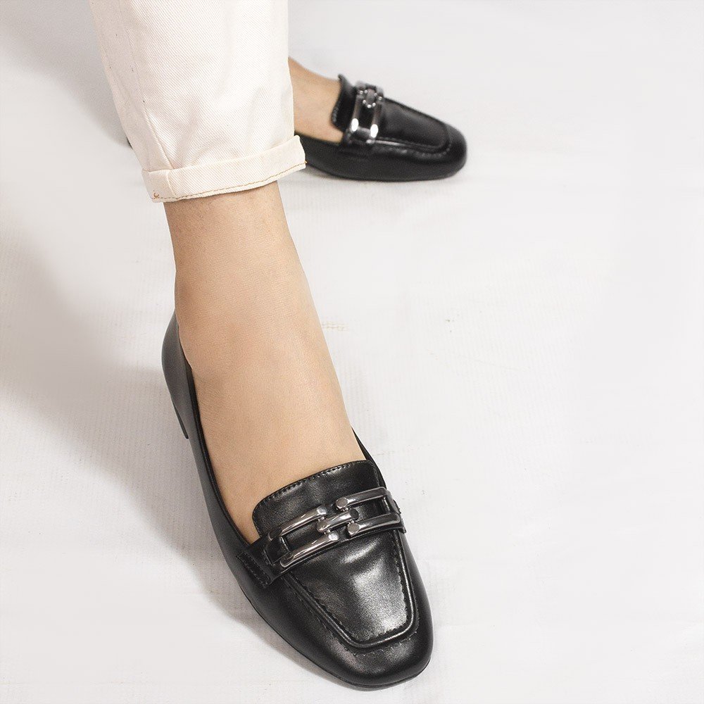 Mocassim Zatta Detalhe de Fivela Sirley Preto Preto 4