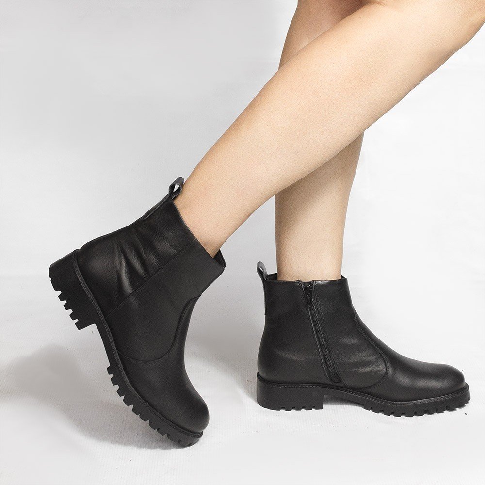 Bota Zatta Coturno Couro Tratorada Lola Preta Preto 2