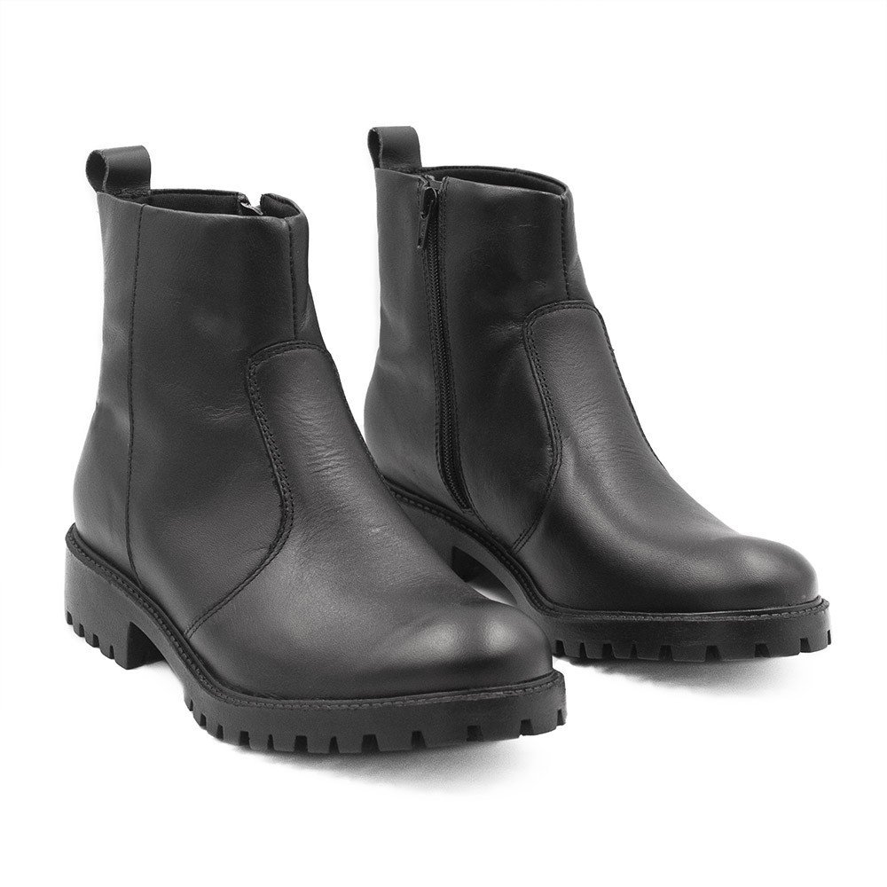 Bota Zatta Coturno Couro Tratorada Lola Preta Preto 3