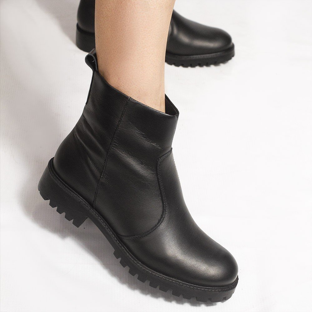 Bota Zatta Coturno Couro Tratorada Lola Preta Preto 4
