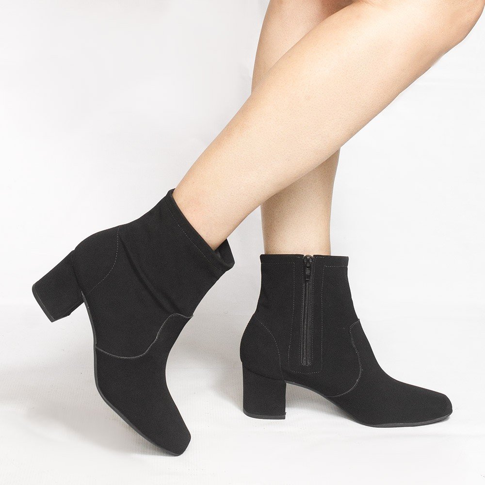 Bota Zatta Salto Bloco Bico Quadrado Helouise  Nobuck Preta Preto 2